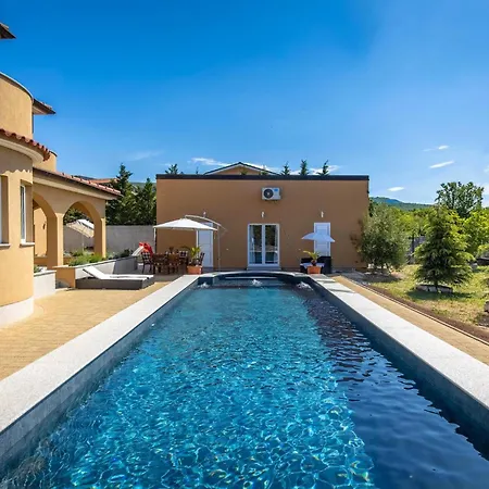 Amazing In With Kitchen Appartamento