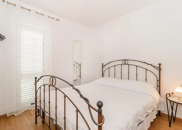 Awesome In With Wifi Apartment *