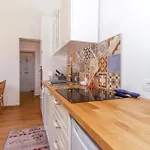Gorgeous In With Wifi Apartment